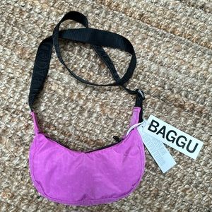 Mini nylon crescent bag -Extra Pink